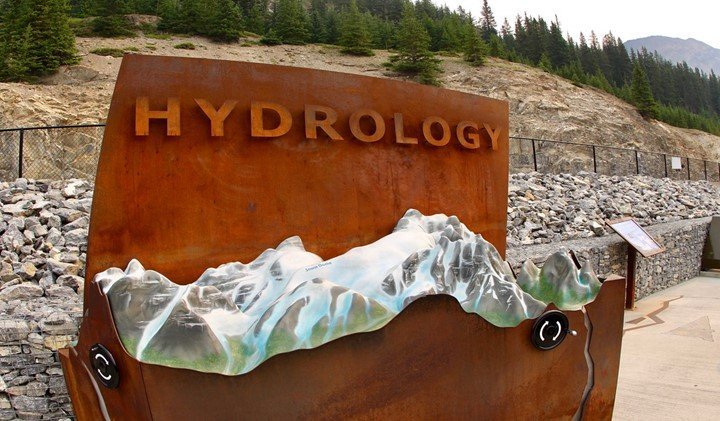 Applications of GIS in hydrology